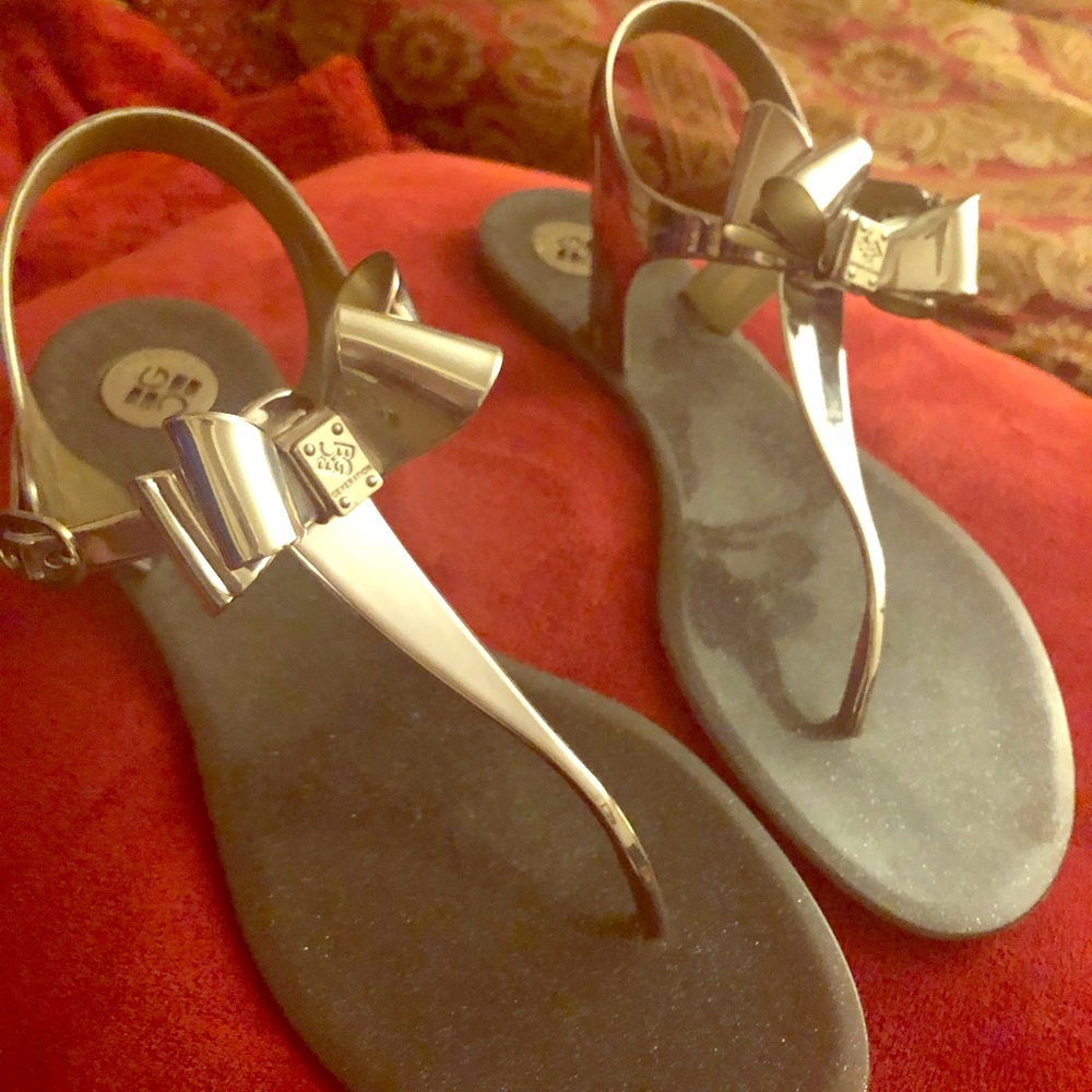BCBG thong silver sandals.